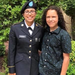 Meet your Posher, Samantha